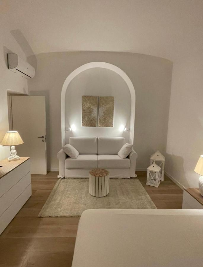 Apartment Vatican Luxury For 7 Guests At 30 Mt From Vatican Museum