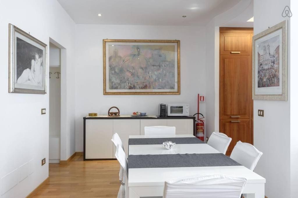 Vatican Ideal For Family/couple, A/c, Jacuzzi *