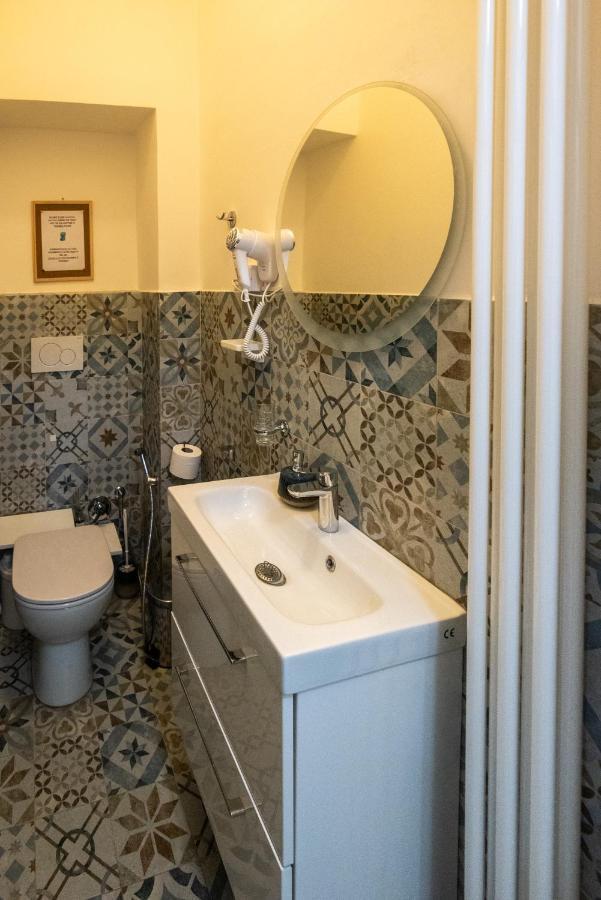 Apartment Two-roomed Flat In The Heart Of - Termini Rome