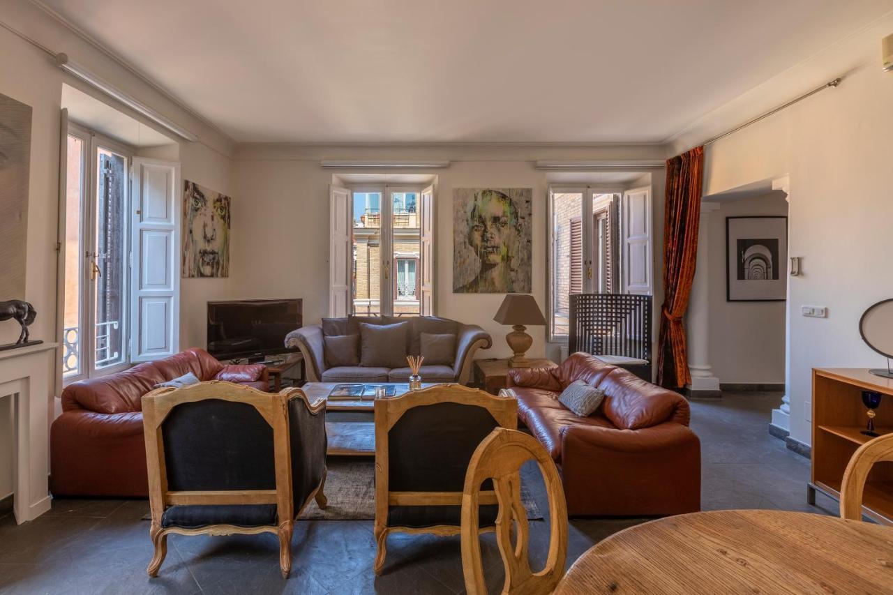 Casa Imperiale, A Burghesius Home * Roma