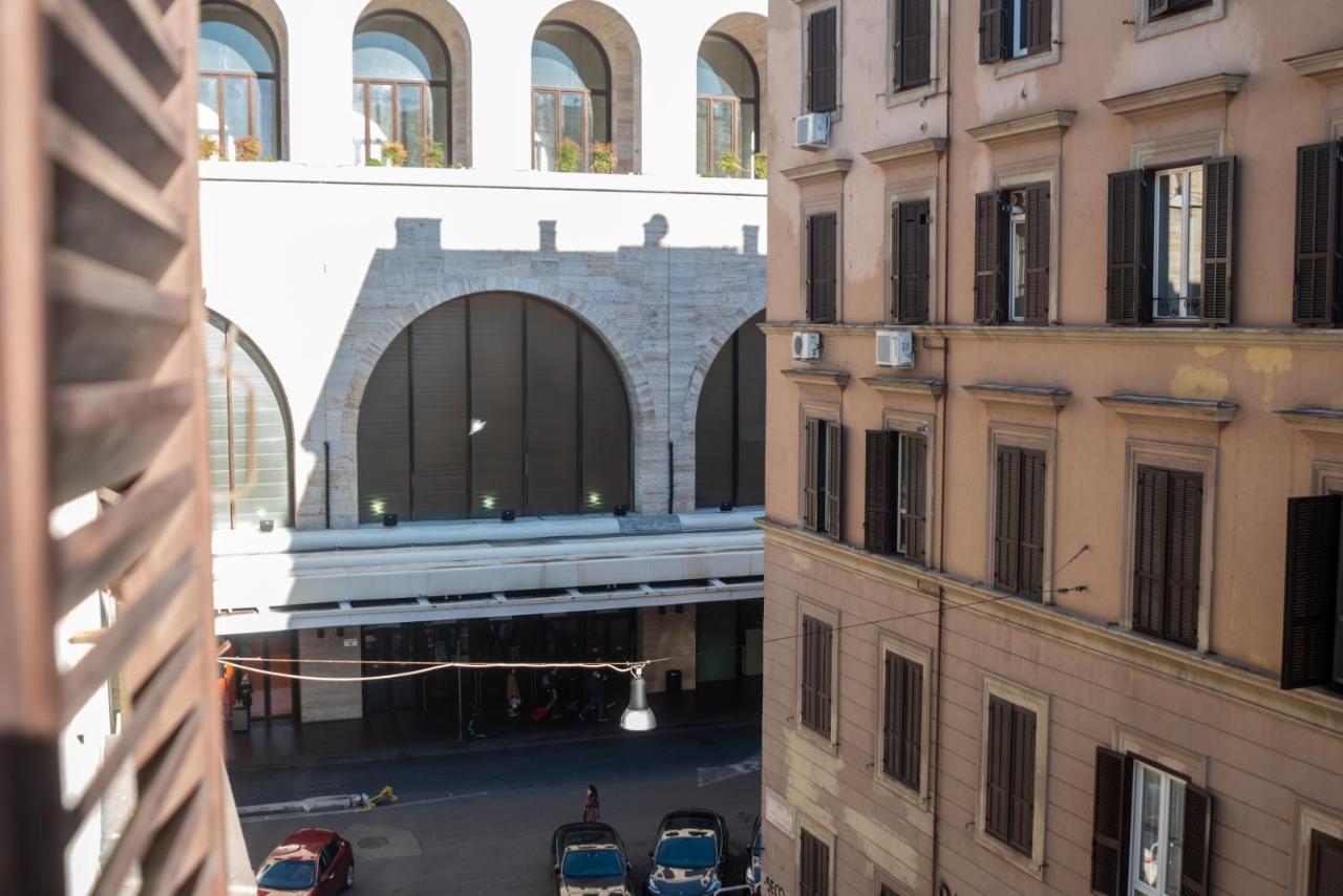 Two-roomed Flat In The Heart Of - Termini Apartment Rome