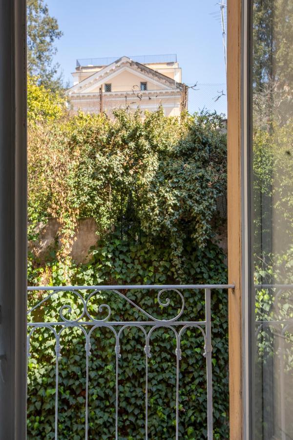 Casa Imperiale, A Burghesius Home * Roma