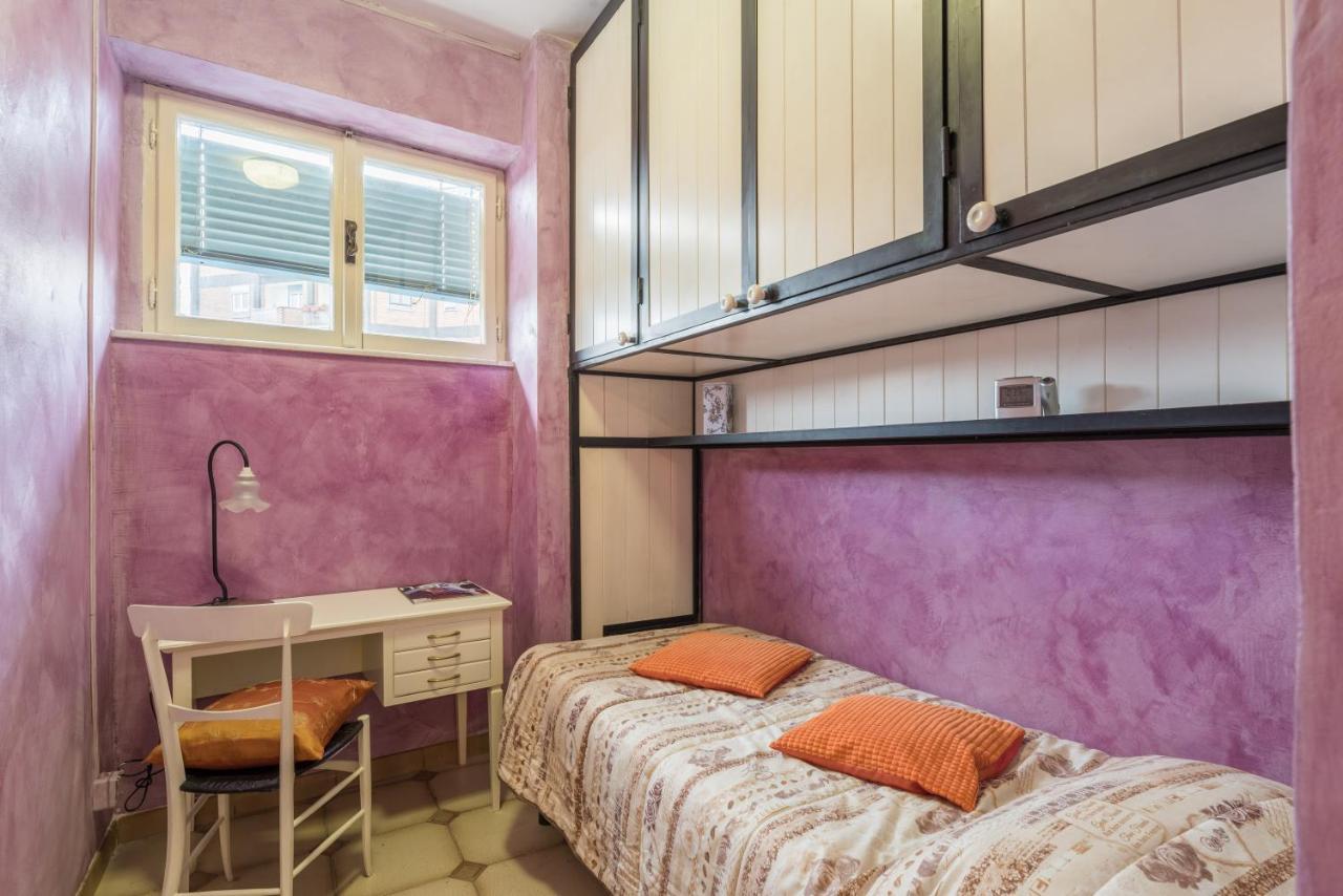 Apartment Altido Classic Style Flat With Balcony Rome
