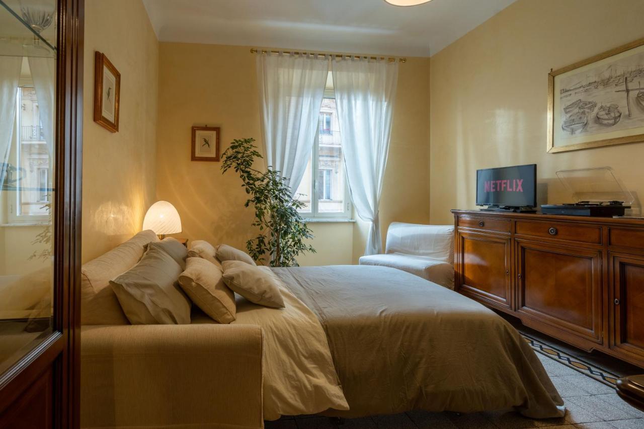 Appartamento Ampio Con Vinili In Centro Storico *