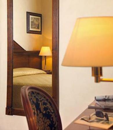 Hotel Teatro Pace 3*