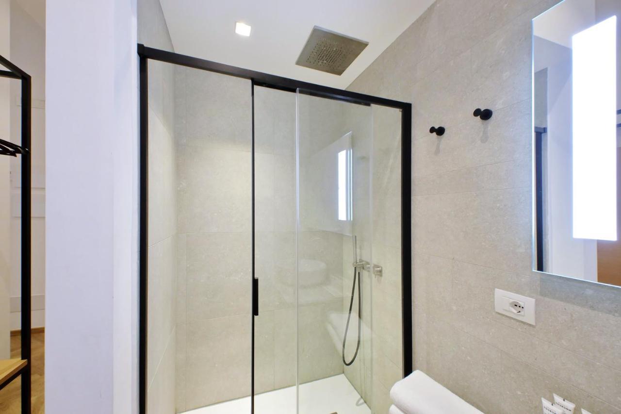 Guest house Youroom Abruzzi Rome