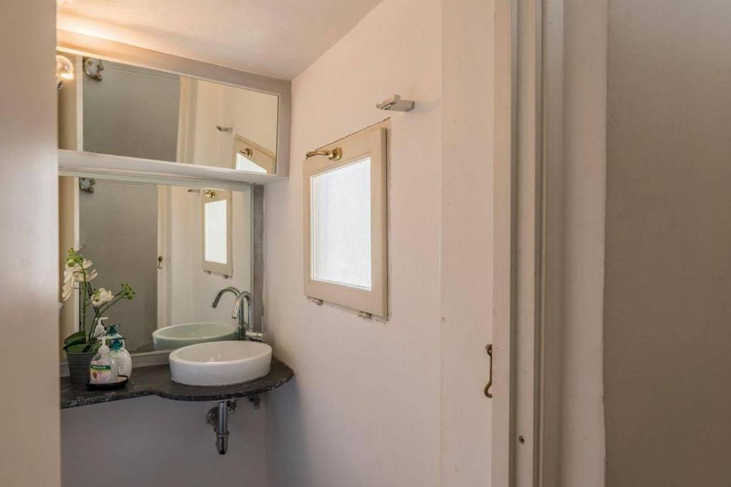 - Campo De' Fiori Apartment *