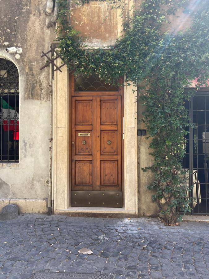 Madonna Dei Monti Apartment *