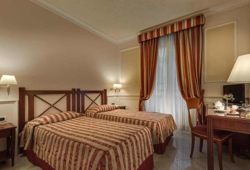 Palazzo Cardinal Cesi 4* Rome