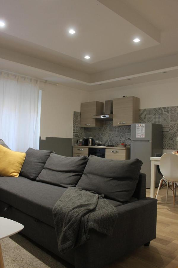 Apartment •to With Love•