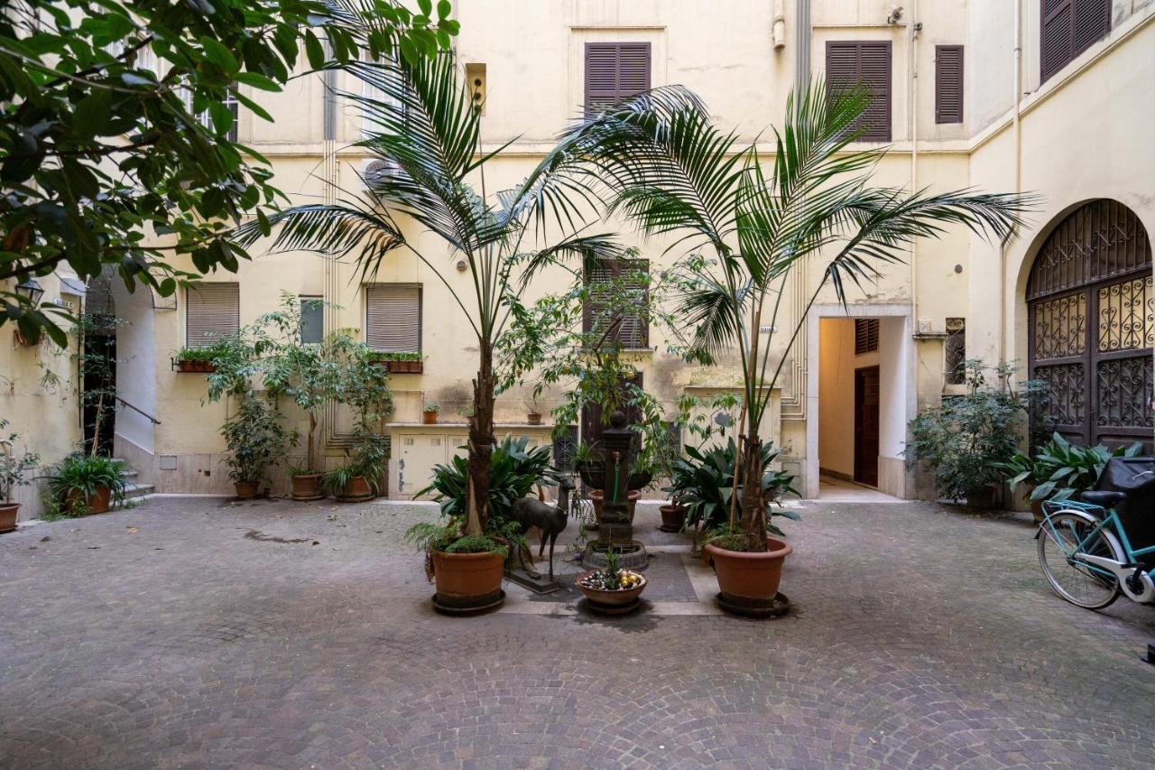 Appartamento Ampio Con Vinili In Centro Storico *