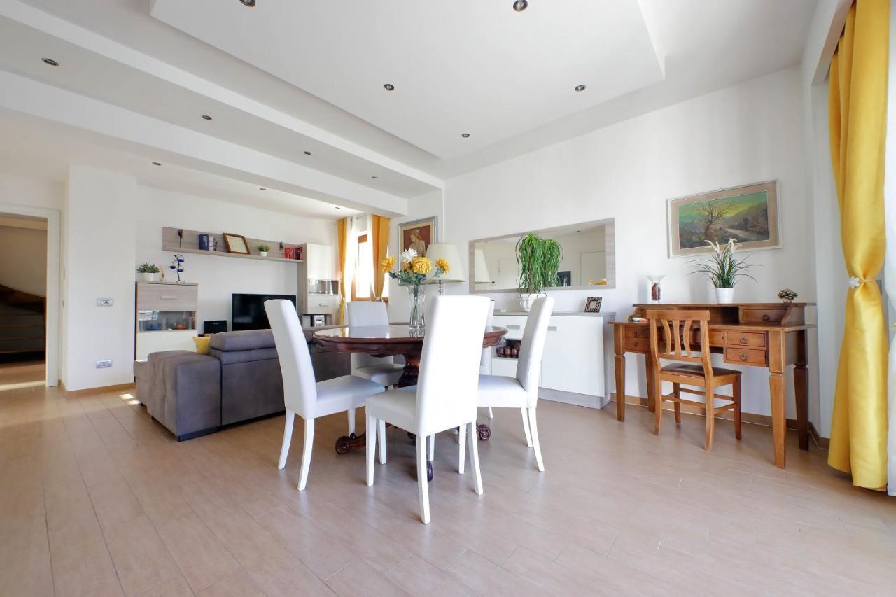 Chic Penthouse On Two Floors Rome