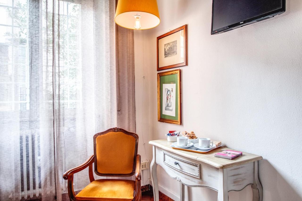 Bed & Breakfast Circus Maximus 3*