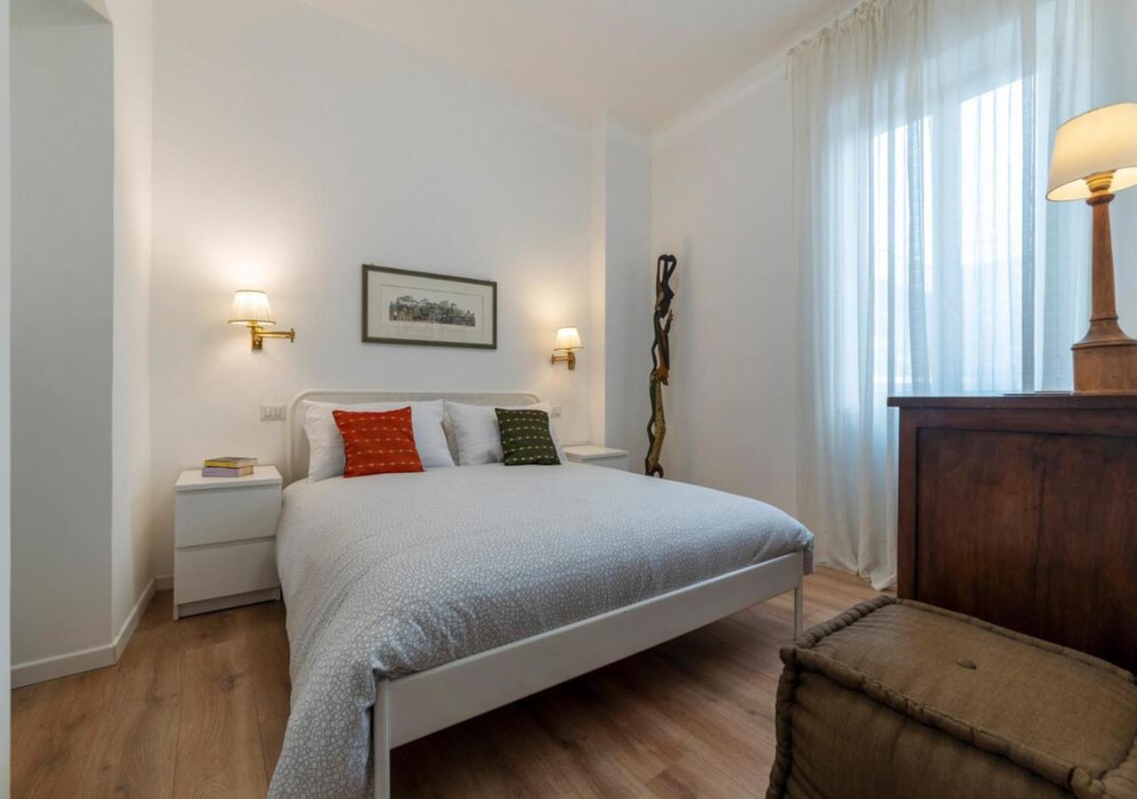 Elegant, With Private Terrace Next To The Vatican Apartment