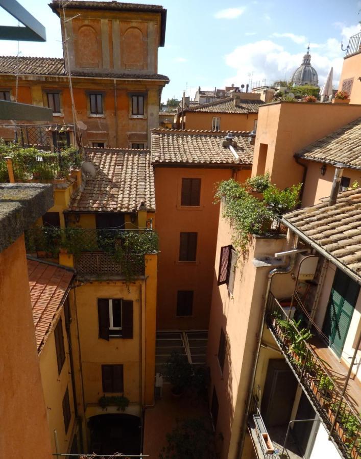 Apartment Del Leone Rome