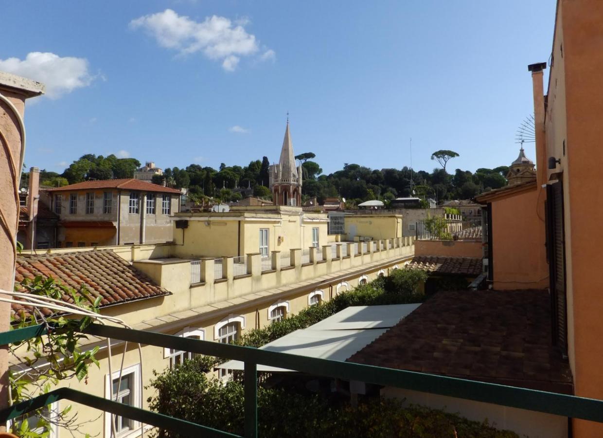 Del Leone * Rome