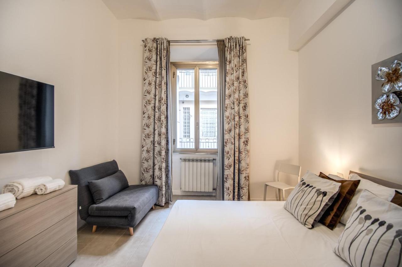 Newly Renovated By The Vatican Apartment *
