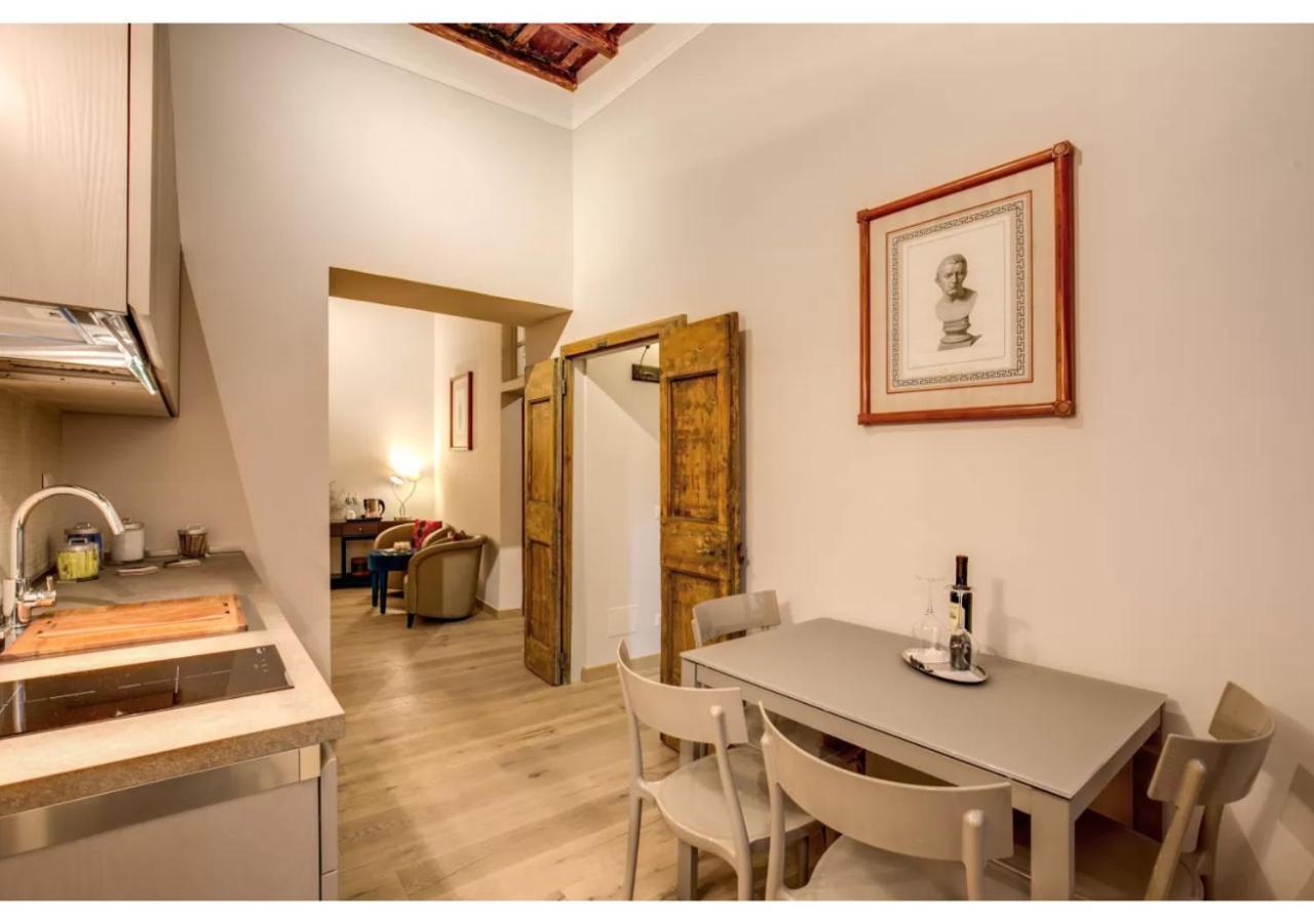 Giulia Apartment *