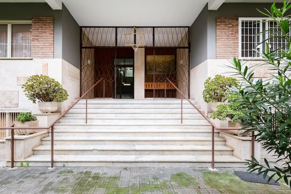 Apartment Exclusive In Eur