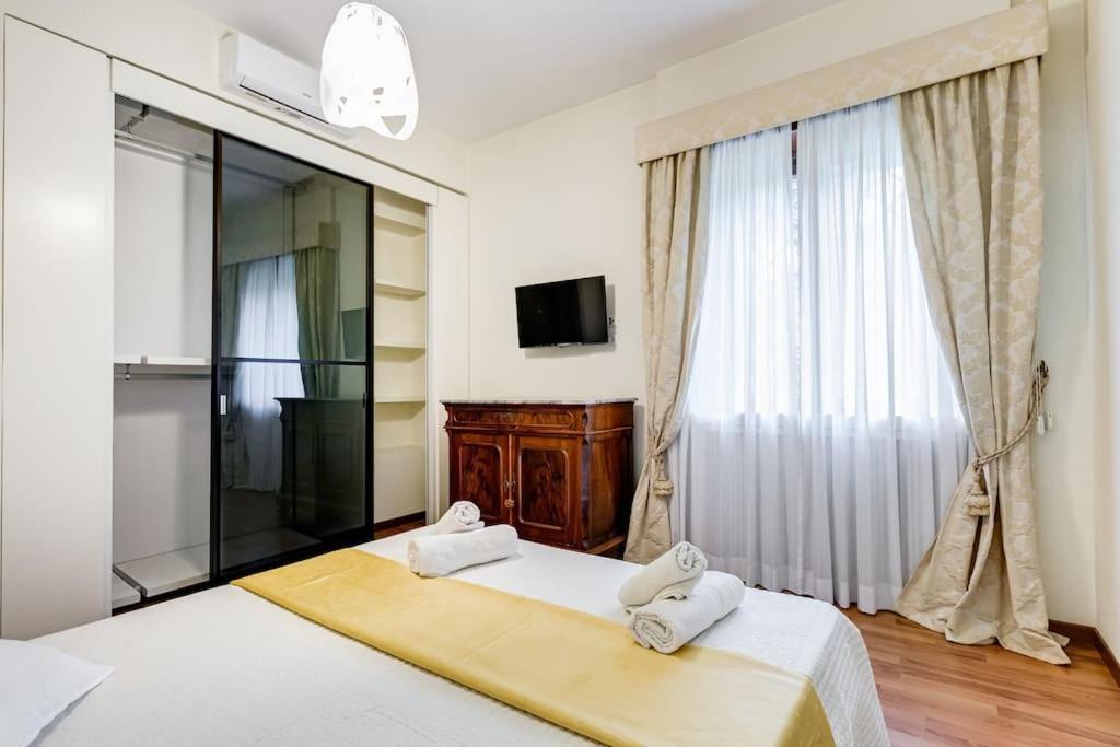 Exclusive In Eur * Rome
