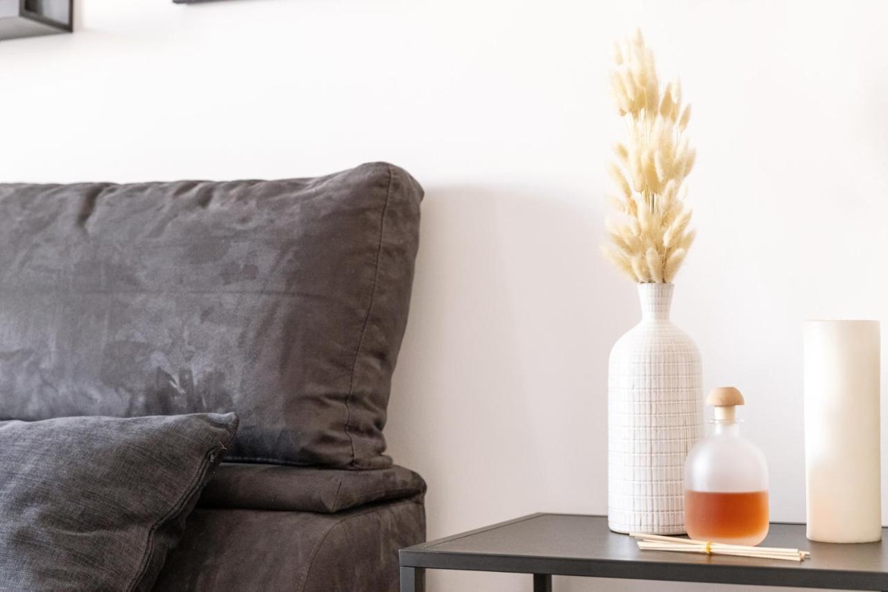 Loft Con Terrazzo - 3 Min Dalle Autostrade By Followgreenhouserome *