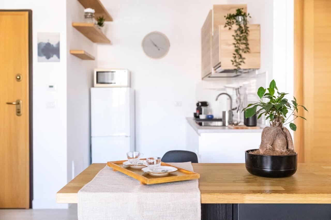 Loft Con Terrazzo - 3 Min Dalle Autostrade By Followgreenhouserome Apartment *