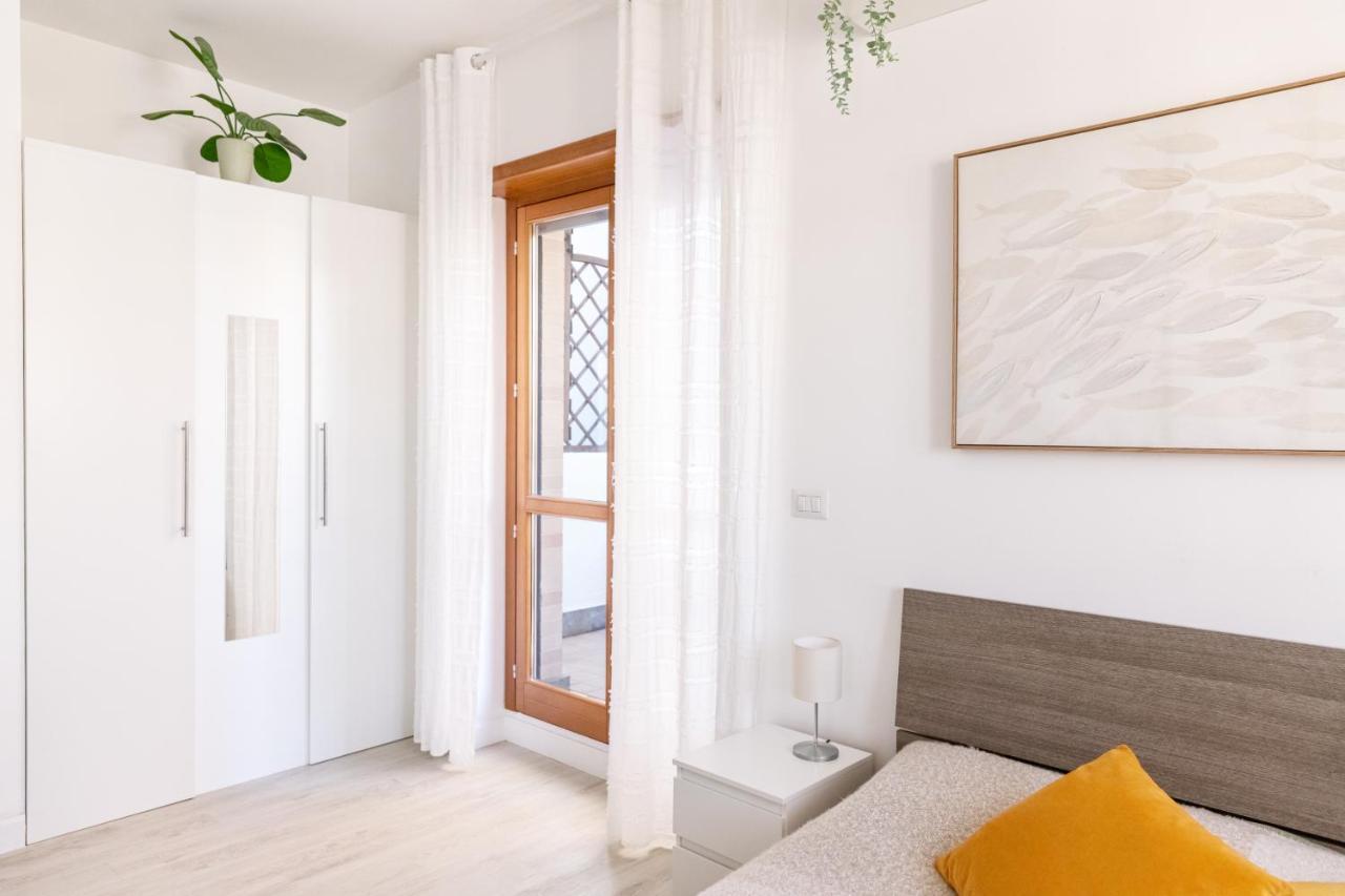 Loft Con Terrazzo - 3 Min Dalle Autostrade By Followgreenhouserome Apartment *