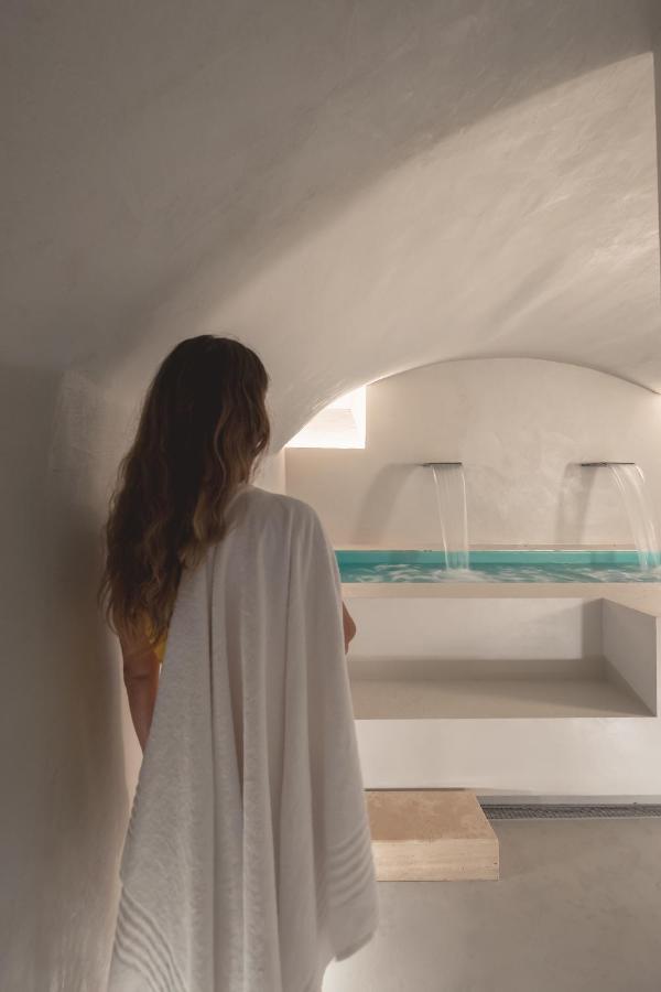 Apartment Design With Private Pool In Campo Dei Fiori Rome