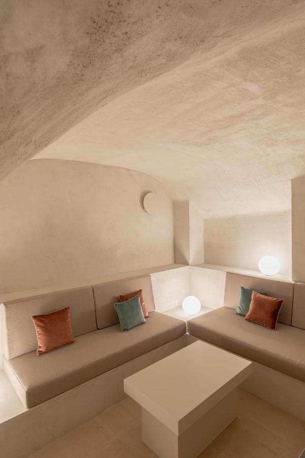 Design With Private Pool In Campo Dei Fiori Apartment Rome