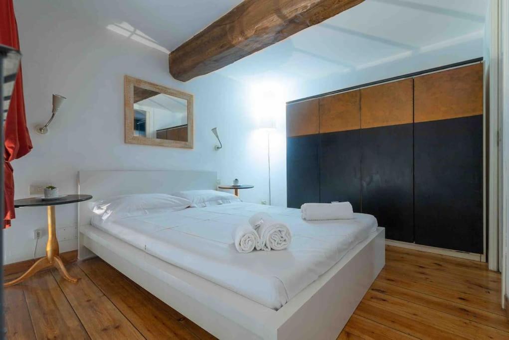 Via Dei Cestari Loft Roma