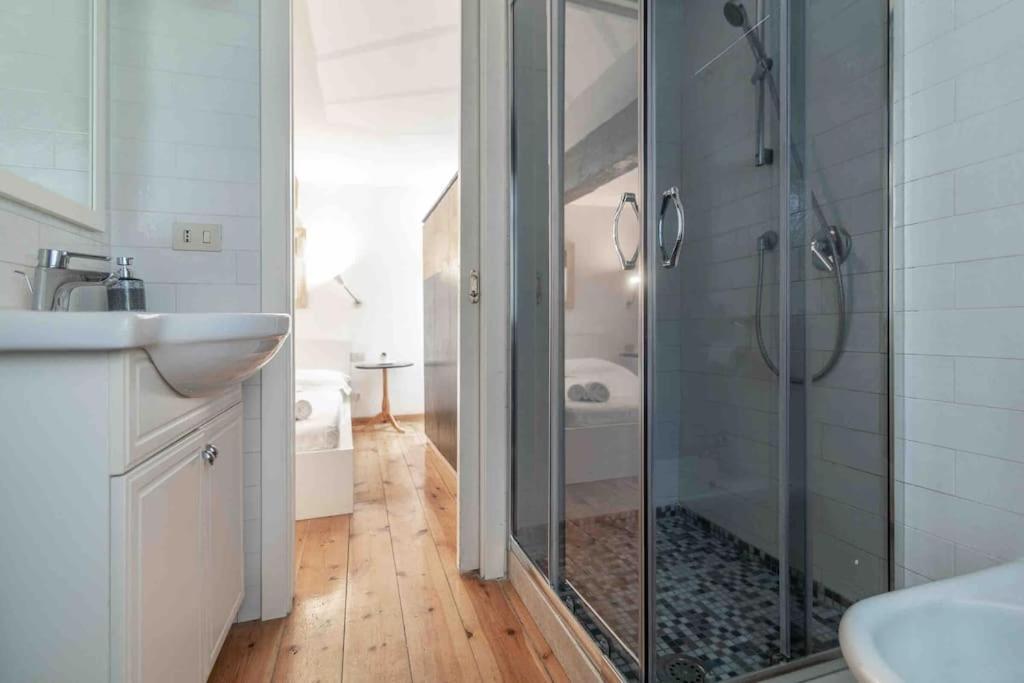 Via Dei Cestari Loft * Roma