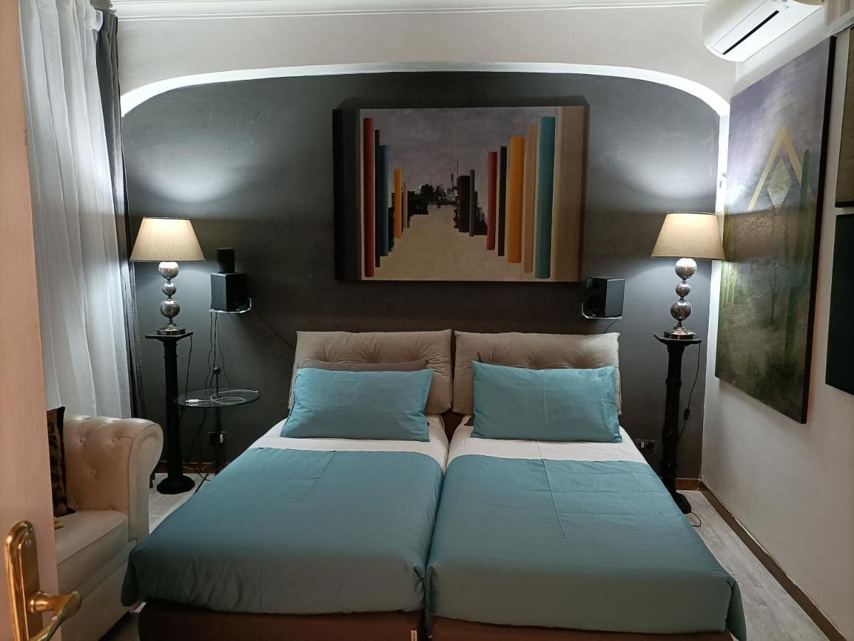 Guest house Spanish Steps Bedroom Rome
