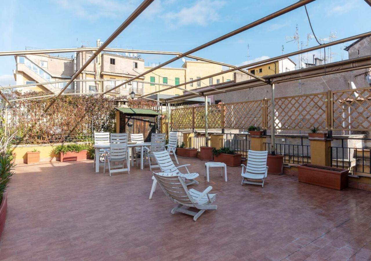 Elegant, With Private Terrace Next To The Vatican Apartment *