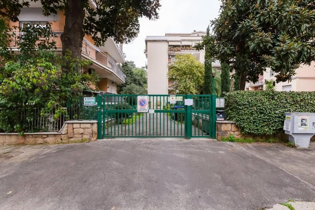 Apartment Exclusive In Eur