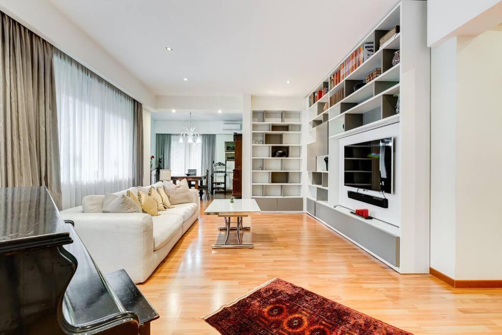 Apartment Exclusive In Eur *