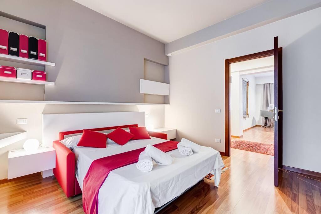 Exclusive In Eur * Rome