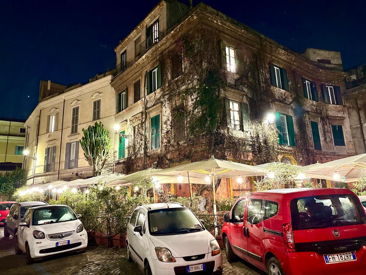 Cristina Heart Of Rome,trastevere * Rome