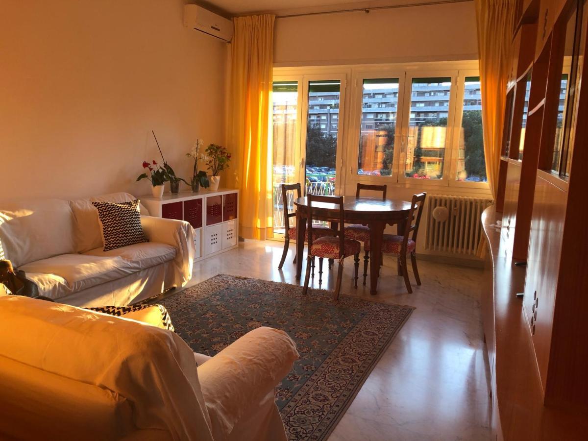 Questa Casa Non E Un Ciu-atr 9390-9 Apartment Rome