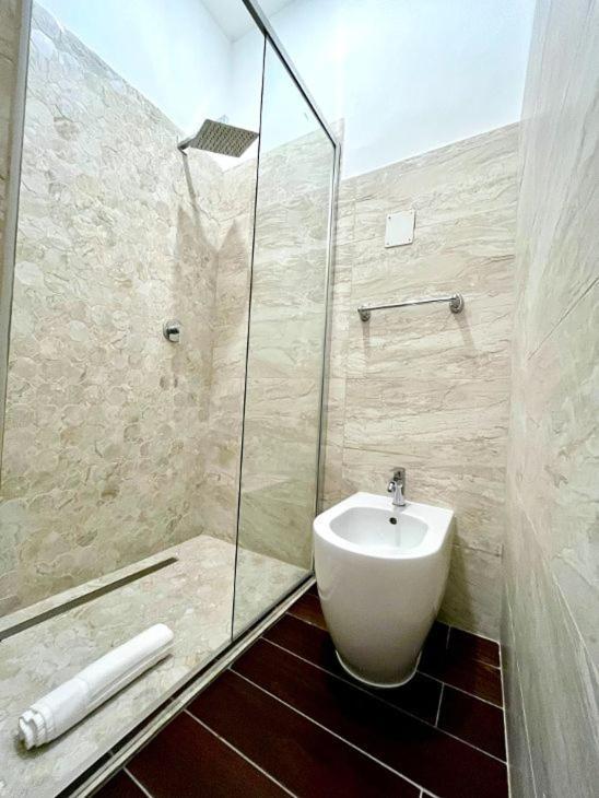 5 Vatican Guest house *
