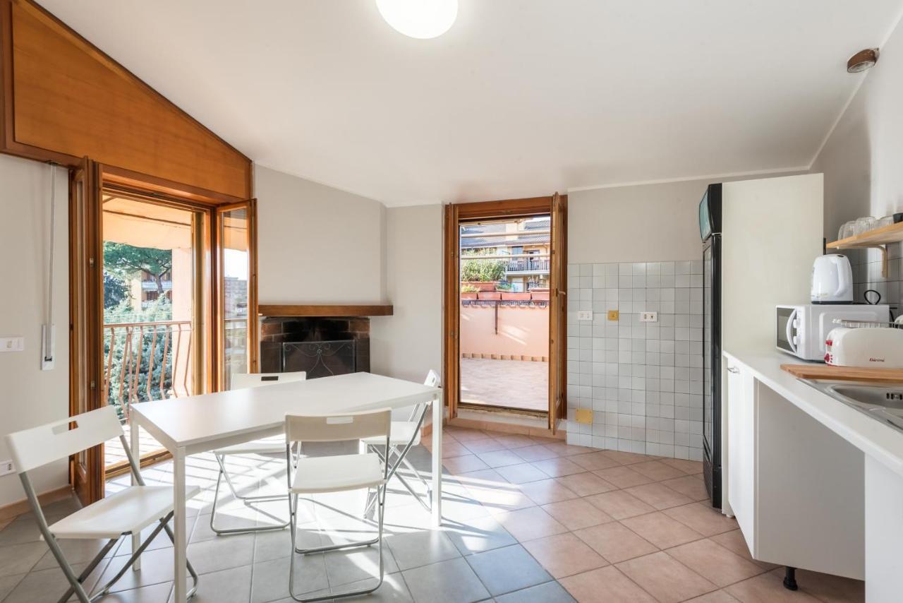 Travelershome Ciampino&Morena Guesthouse Guest house *