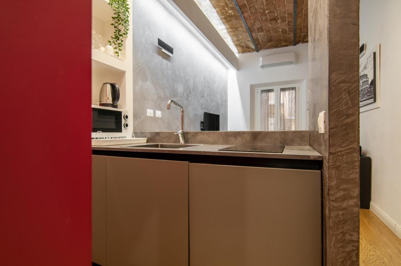 Urbanflat Repubblica Square Apartment Rome