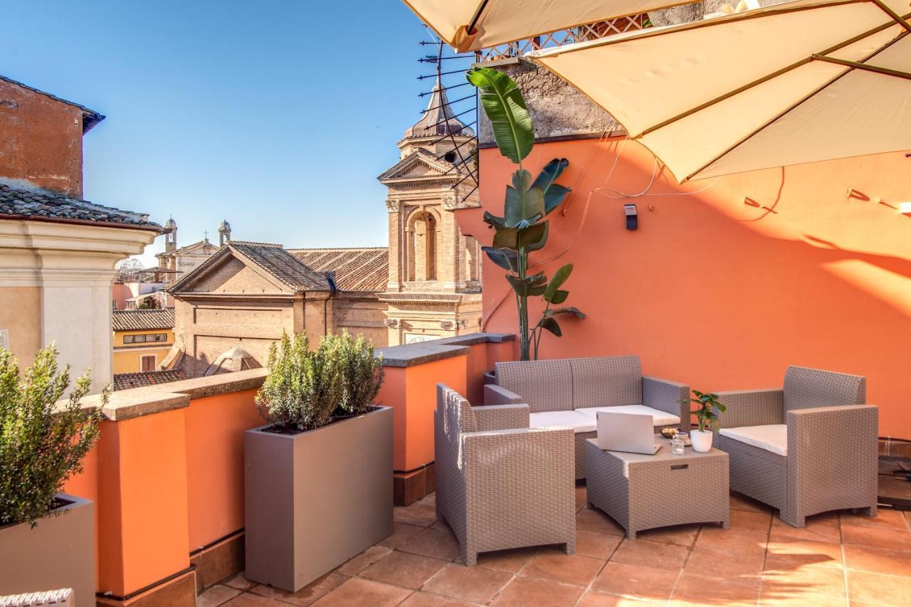 Tritone House 4*