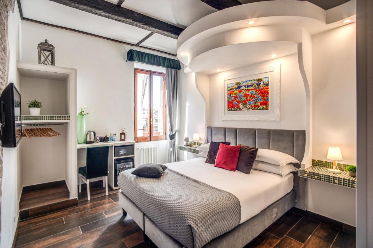 Tritone House 4* Rome