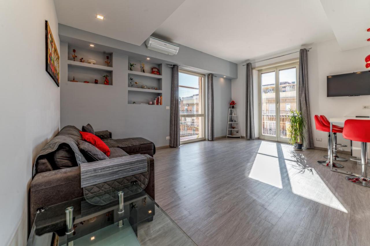 Apartment Cornelia - Metro Cornelia
