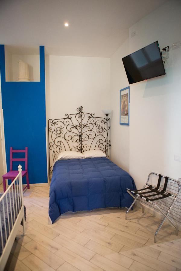 Lanzies Guest house