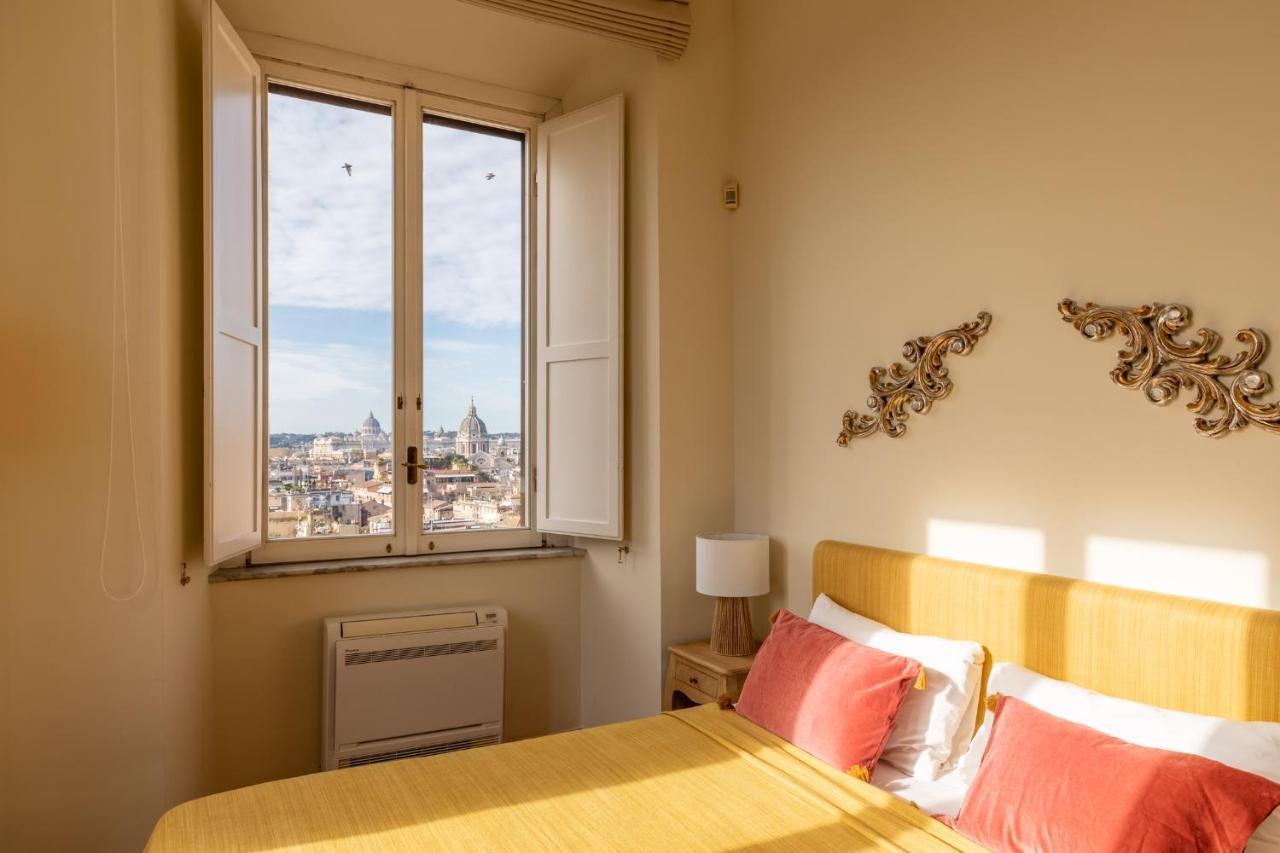 Iflat Spanish Steps At Your Feet * Rome