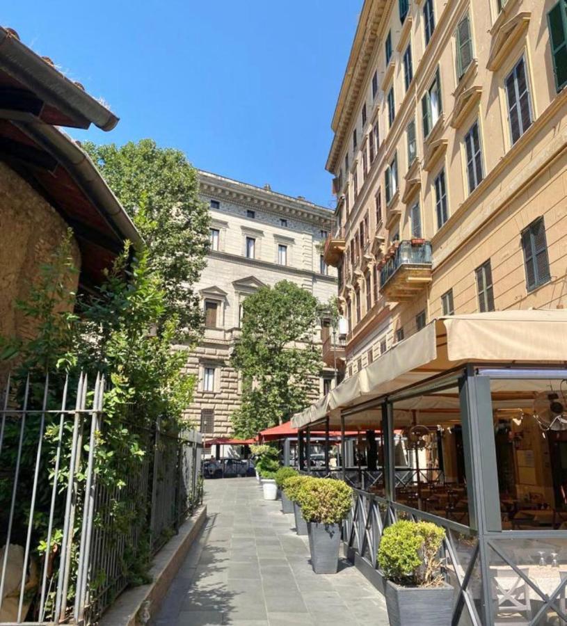 Largo Leopardi *