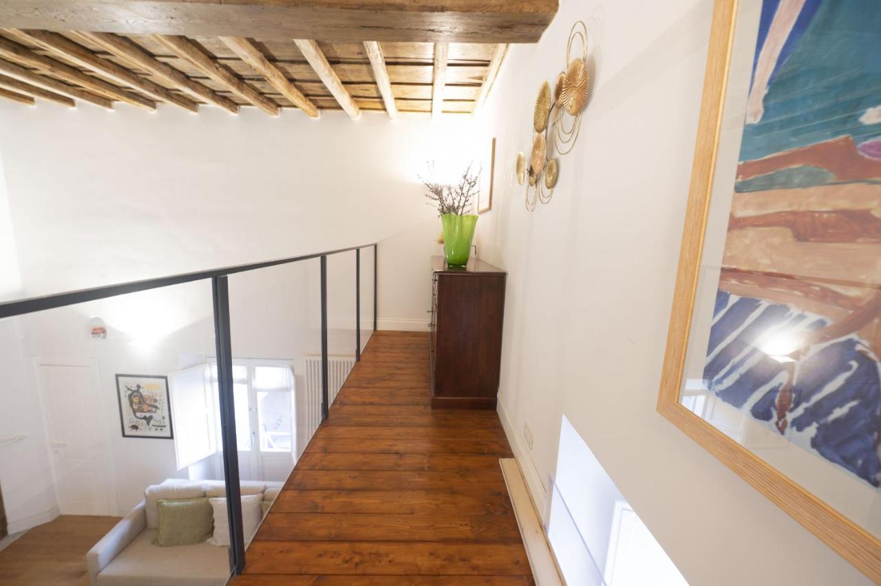 Apartment Charm And Style By Campo De Fiori Rome