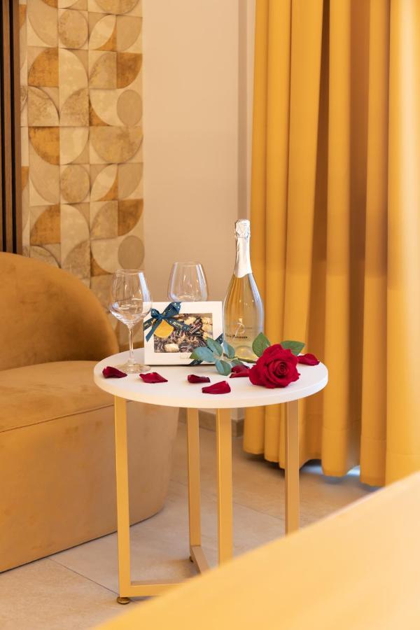 Albadea Suites&jacuzzi Guest house Rome