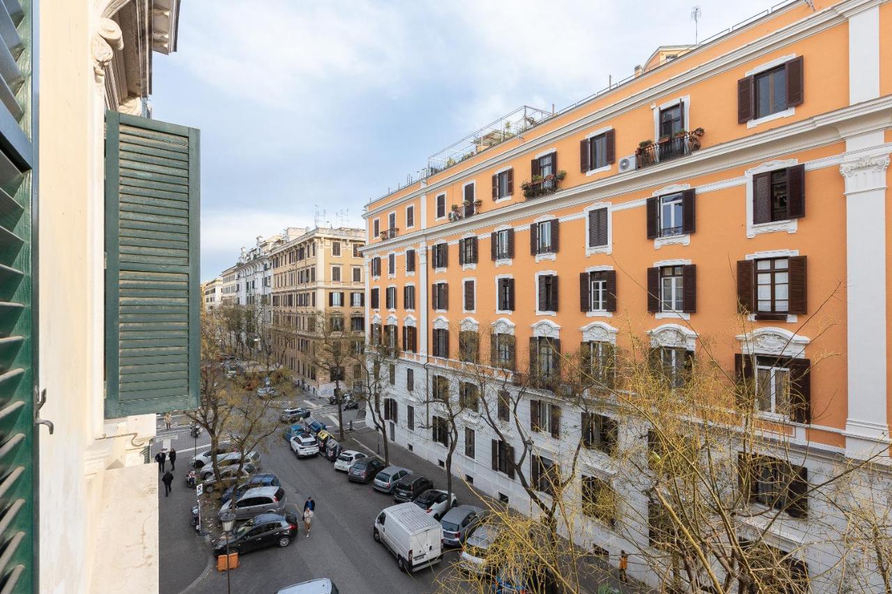Saint Peter By In Apartment *